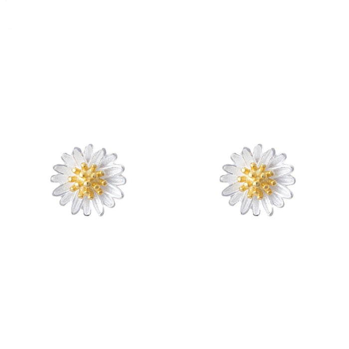 Silver Daisy Stud Earrings