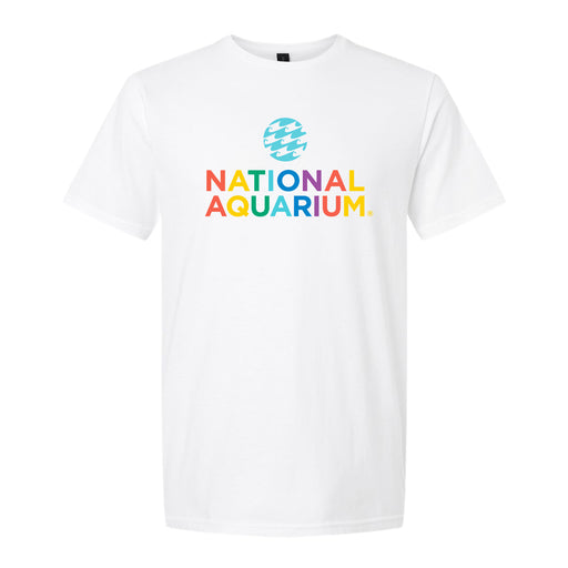 Celebrate inclusivity and Baltimore Pride with the National Aquarium Pride T-Shirt. This special edition white t-shirt features the National Aquarium logo—a blue, wave-patterned globe—with “NATIONAL AQUARIUM” printed in bold, colorful letters below.