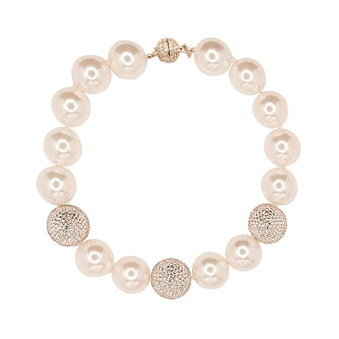 Jackie Kennedy Onassis White Pearl Necklace