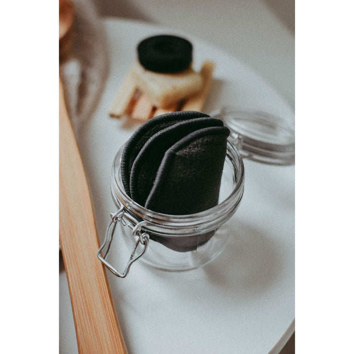 7 Pack Bamboo Charcoal Make-up Remover Pads